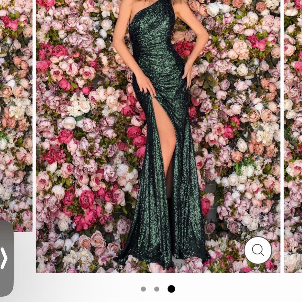 Clarisse Designs Elegant One-Shoulder Hunter Green Gown